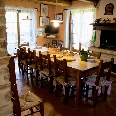 Sleeps 12 Pool Air Con Wifi Collazzone