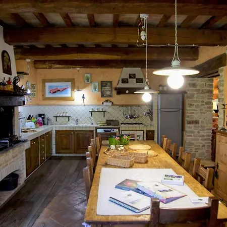Sleeps 12 Pool Air Con Wifi * Collazzone